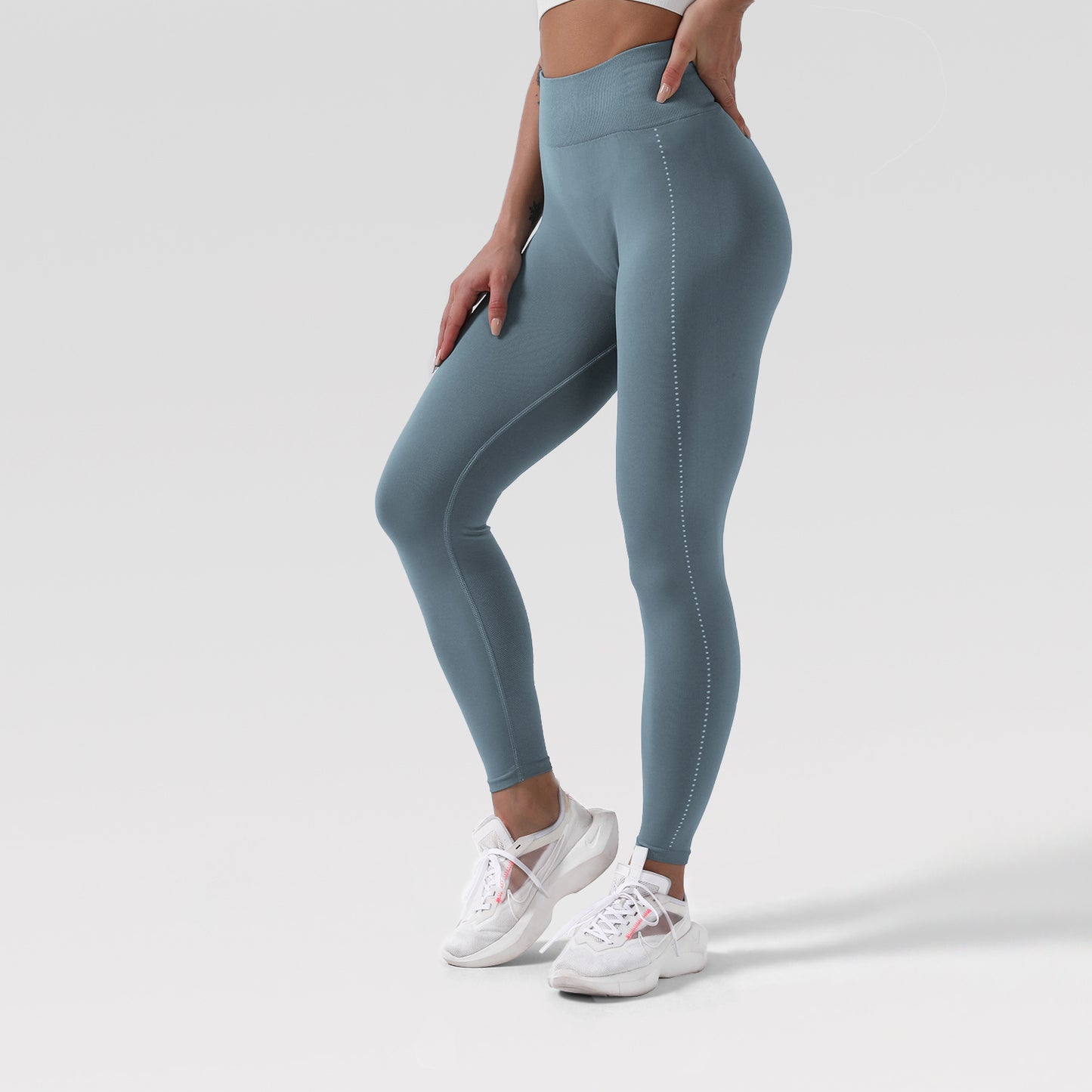 Tight seamless yoga pants