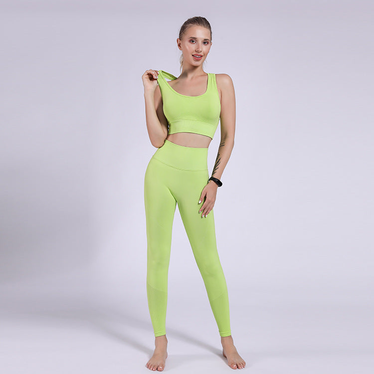 Hot-selling New Yoga Clothes Seamless Sports Peach Hips Fitness Pants Hip Pants Leggings Yoga Clothes Women's Suits