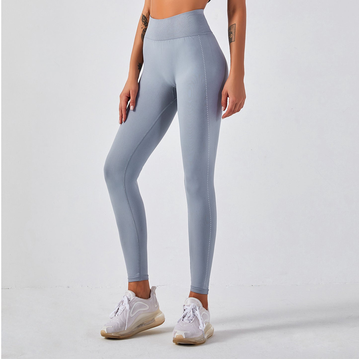 Tight seamless yoga pants